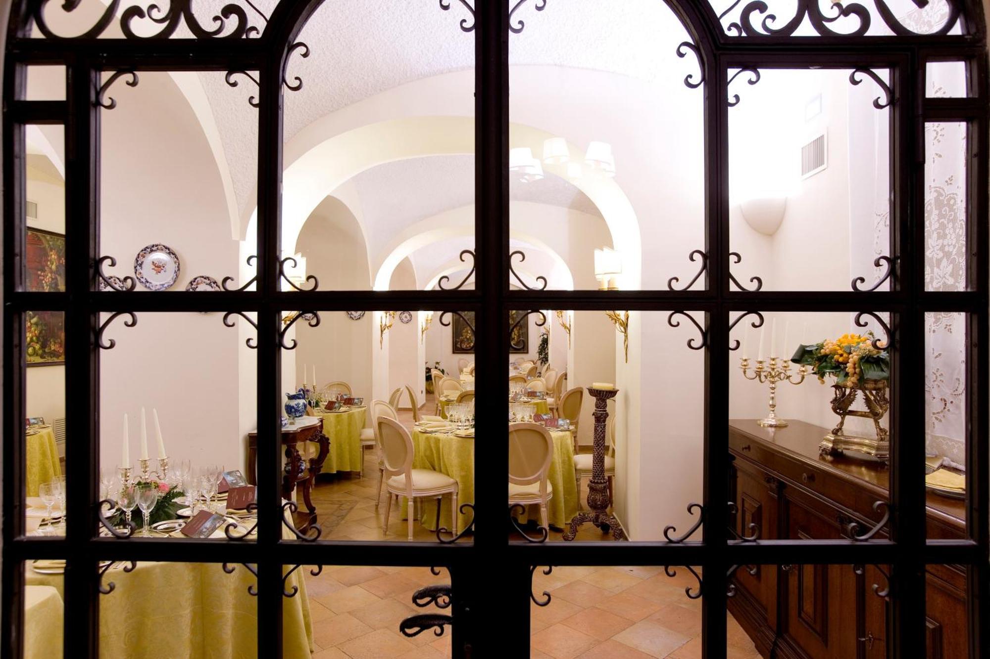 Palazzo Alabardieri Napoli Dış mekan fotoğraf